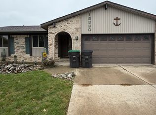 15390 Gulley St, Taylor, MI 48180