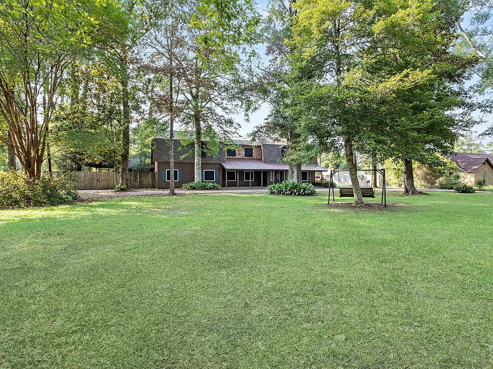 1st image of 134 Sherwood Trails Trl