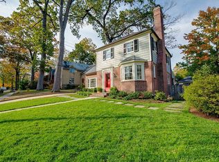 910 Old Oak Rd, Baltimore, MD 21212