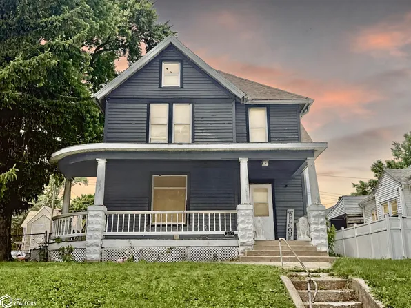 205 S Marshall St, Burlington, IA 52601