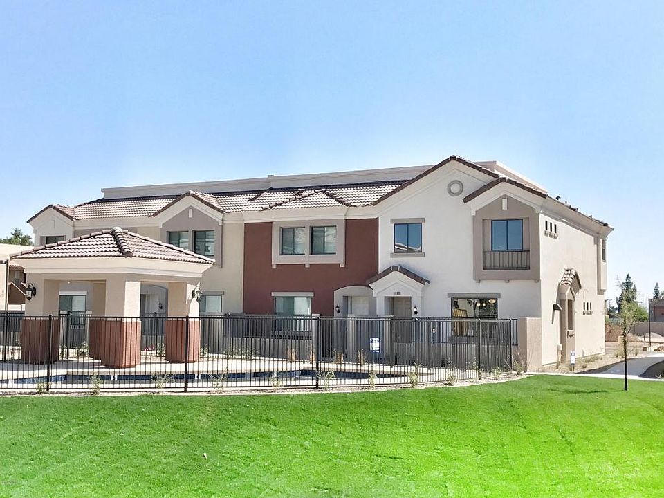 1st image of 125 N Sunvalley Blvd #108
