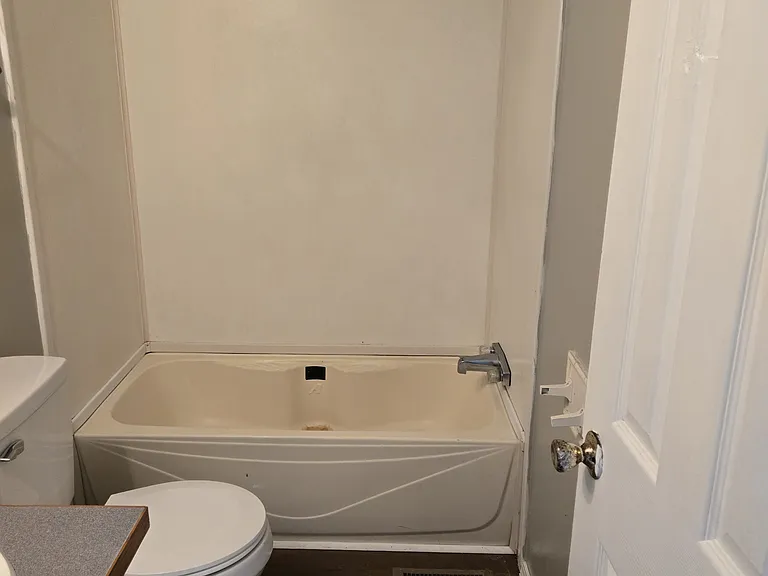 Oak Creek Estates MHC — Photo 101