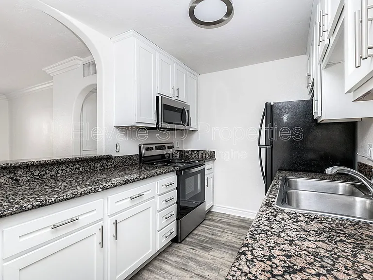 Playa Blanca Apartment Homes — Photo 15
