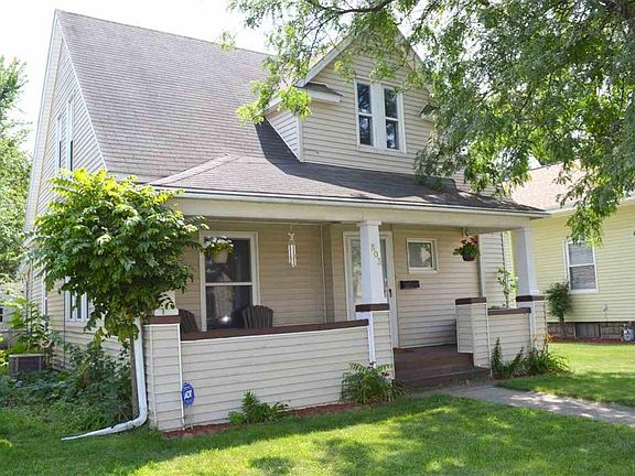 2nd image of 803 W Beardsley Ave
