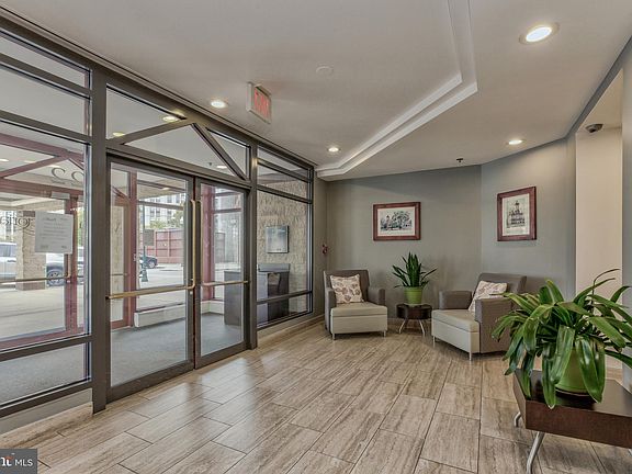 3rd image of 22 Courthouse Sq APT 506