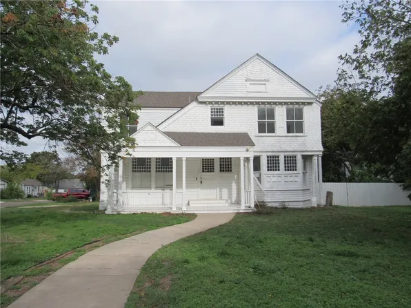 2325 Parrott Ave, Waco, TX 76707