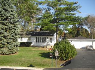 12409 1st Ct, Pleasant Prairie, WI 53158