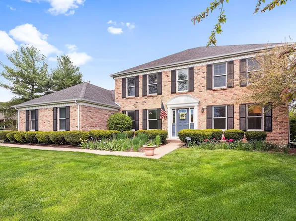 38W736 Cloverfield Cir, St Charles, IL 60175