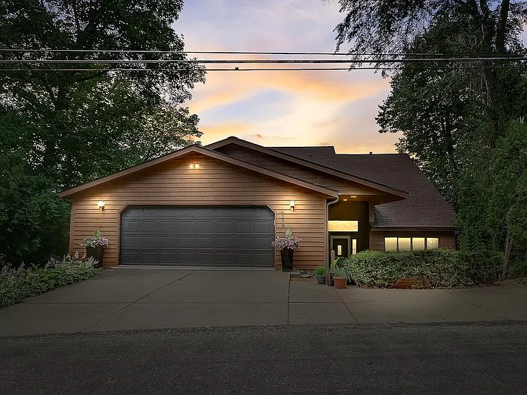 4216 Morris Park Rd — Photo 26