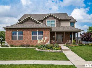 629 Agnes Dr, Washington, IL