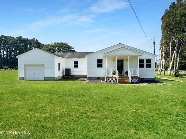 208 S End Road, Knotts Island, NC 27950
