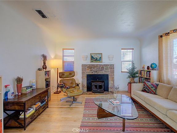 3rd image of 148 E 23rd St