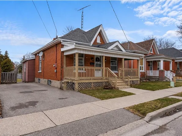 49 Mintern Ave, Brantford, ON N3S 1K9