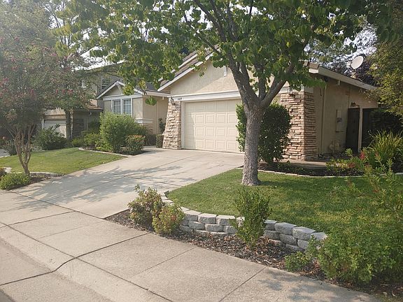 4th image of 4409 Vivien Way