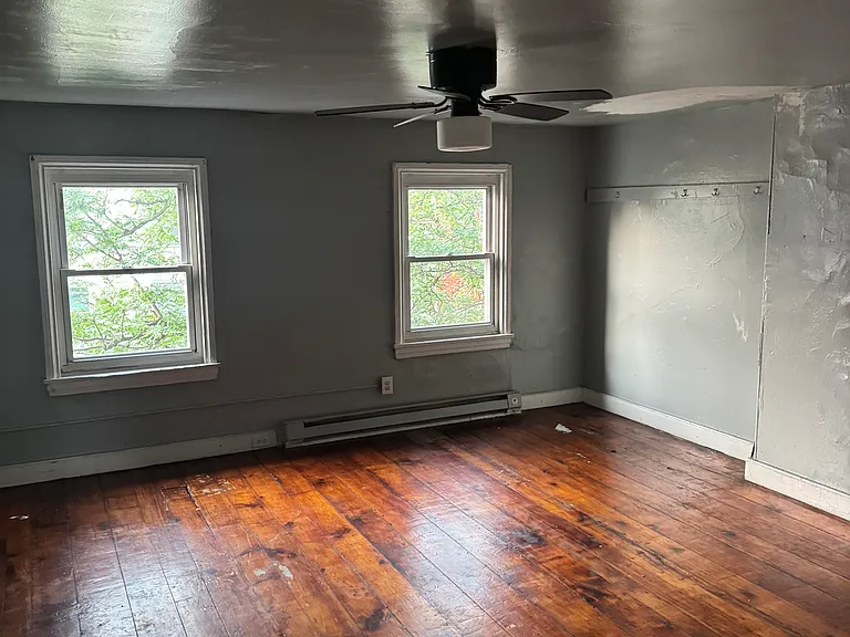 46 E Chestnut St — Photo 8