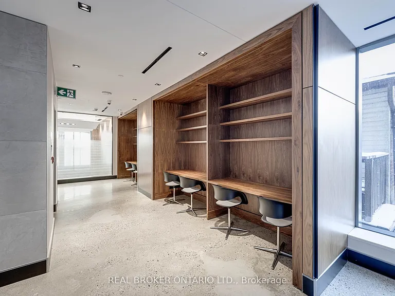 501 Adelaide St W #1308 — Photo 29