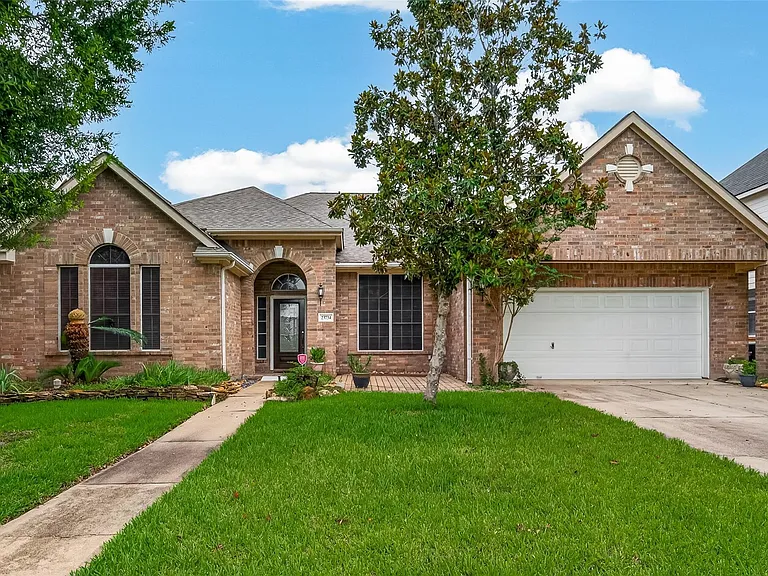 23734 Indian Hills Way — Photo 1