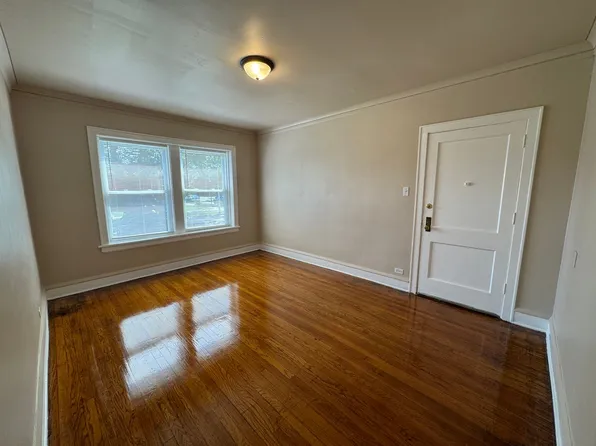 1054-56 S Mason Ave #1, Chicago, IL 60638