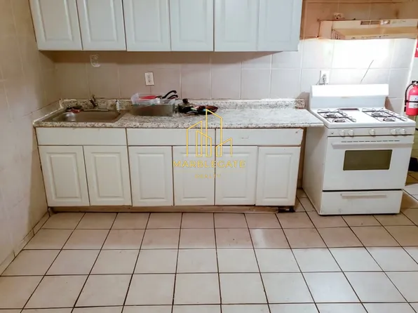 111 Cherry St, Elizabeth, NJ