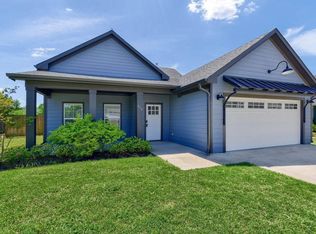 412 Carneros Dr, Sherman, TX 75092