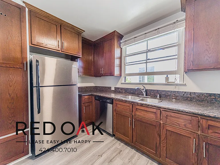1119 Cardiff Ave #4 — Photo 2