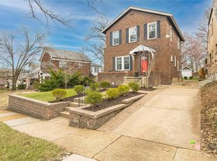 7160 Northmoor Dr, Saint Louis, MO