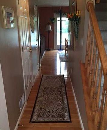 3rd image of 123 Bayberry Ln