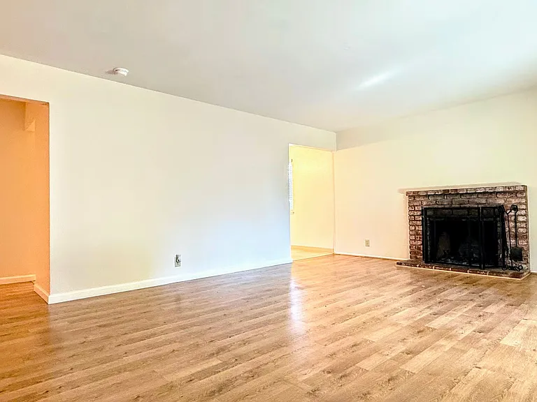 5334 Gatewood Ln — Photo 5