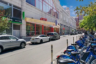 Rented by Bond New York