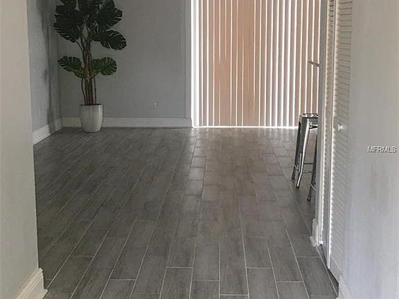 4th image of 9006 Bana Villa Ct
