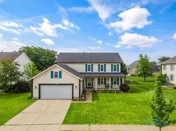 1309 Finch Dr, Bowling Green, OH 43402