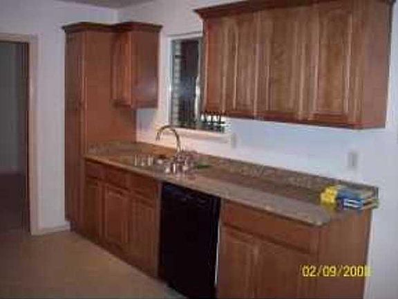 5th image of 10231 Sumatra Ave