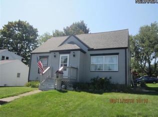 1504 Ries St, Barberton, OH 44203