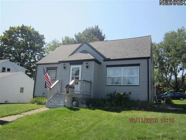 1504 Ries St photo 1