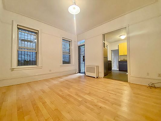 1st image of 701 Franklin Ave APT 1