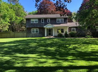 4 Beaverbrook Dr, Brookhaven, NY 11719