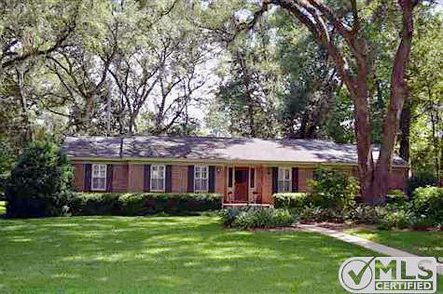 1st image of 2402 Blarney Dr