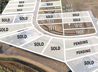 1812 Yale Pkwy, Cedar Falls, IA 50613