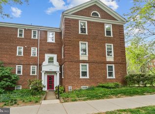 3770 39th St NW APT E137, Washington, DC