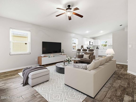 5th image of 1253 Goldenrod Cir NE