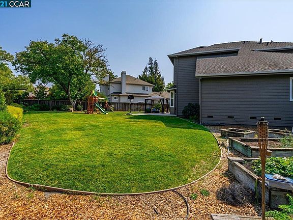 4th image of 6012 Melita Glen Place