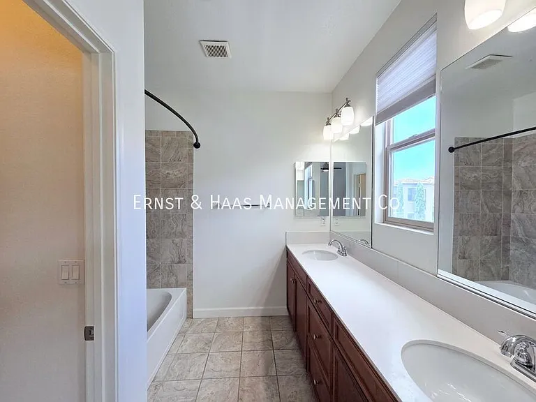 3003 N Pacific Coast Hwy — Photo 31