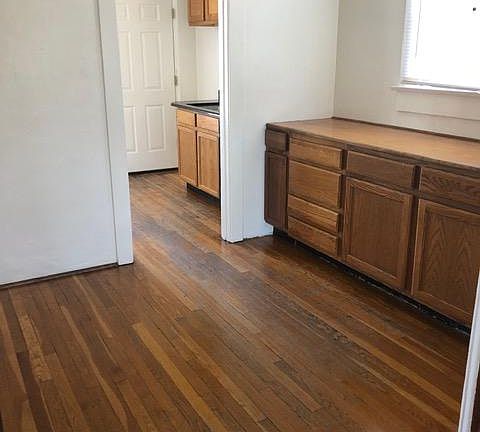 5th image of 249 E Drachman St