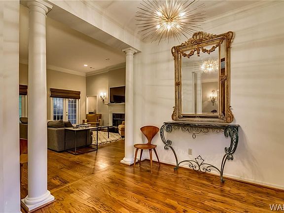 3rd image of 1769 Williamsburg Ln