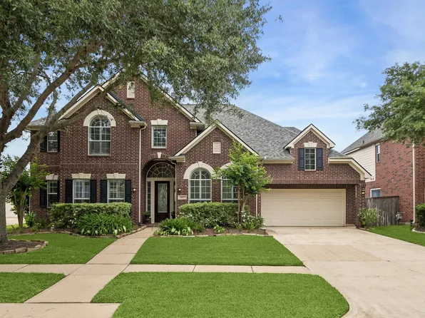 8107 Highland Forest Dr, Sugar Land, TX 77479