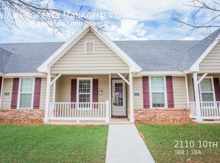 2110 10th St, Lubbock, TX 79401