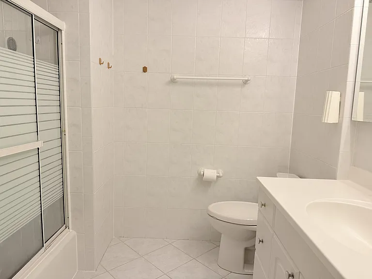 21 Manors Dr — Photo 17