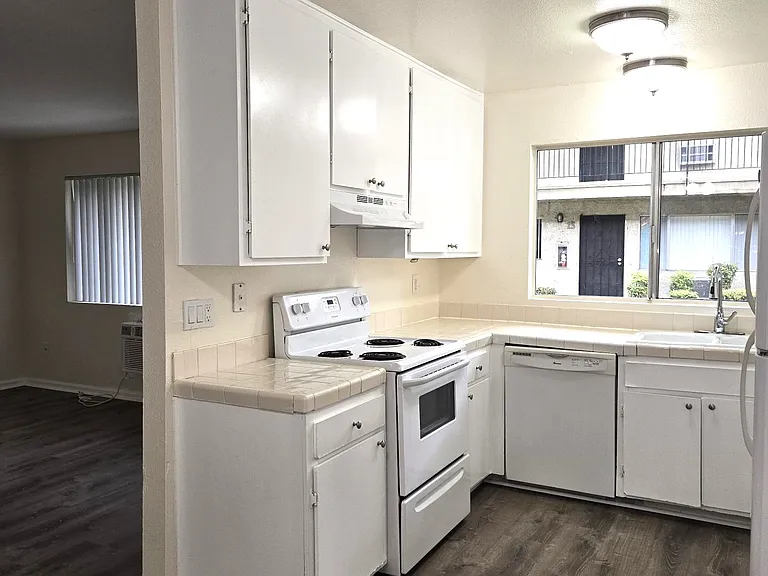 8832 Olive Ln #14 — Photo 7
