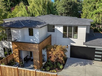 912 18th Avenue W, Kirkland, WA, 98033