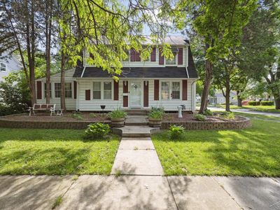 222 Garden Ln, Saginaw, MI, 48602